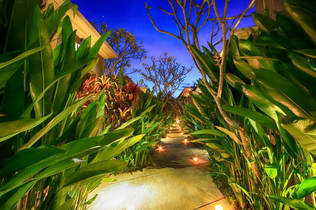 Bukit Kirana Villas Uluwatu Exterior foto