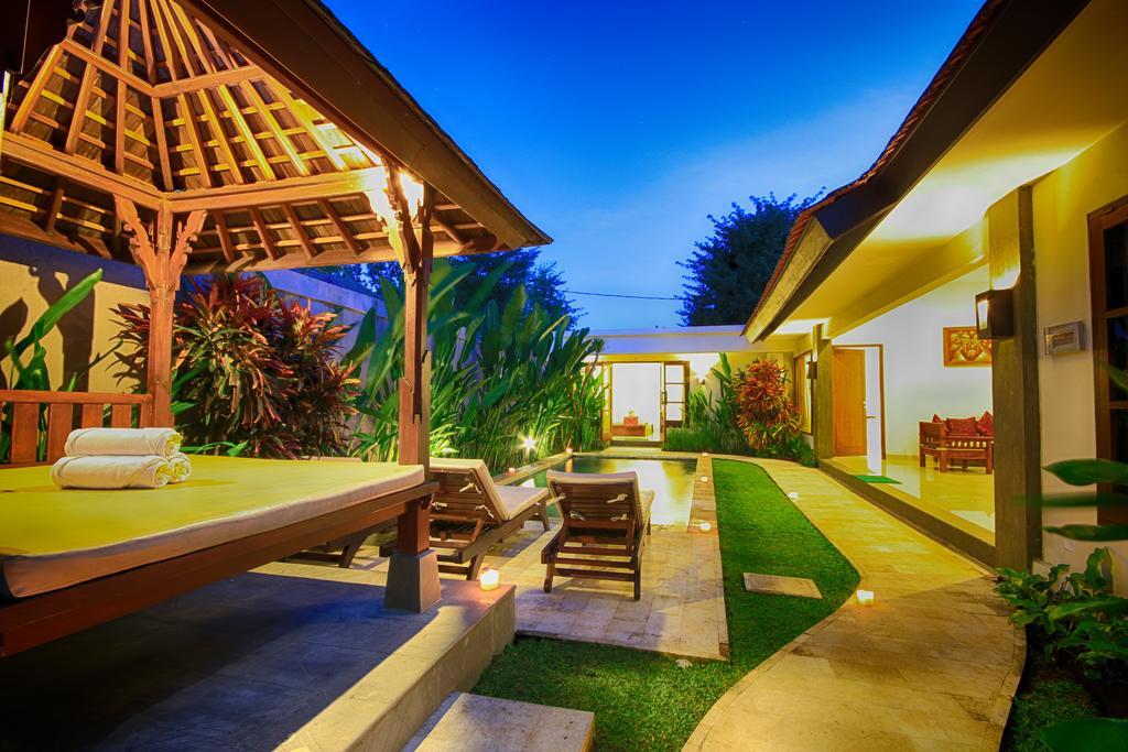 Bukit Kirana Villas Uluwatu Exterior foto